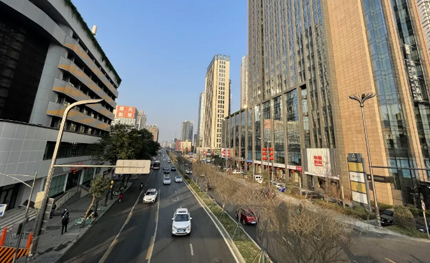 超1200根智慧路燈！ 華體科技“多桿合一”智慧路燈即將為成都一環(huán)路增光