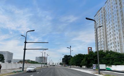 陜西西咸新區(qū)首條多桿合一道路！華體科技讓美與美好一路發(fā)生